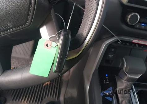 2025 Toyota Tundra Platinum from USA, damaged, VIN 5TFNA5EC2SX045261